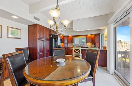 New Smyrna Beach House | Recently Refreshed!/Oceanfront Deck & Cabana/Quiet Beach/5747S