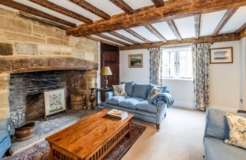 Uckinghall House | Recently refurbished large country house