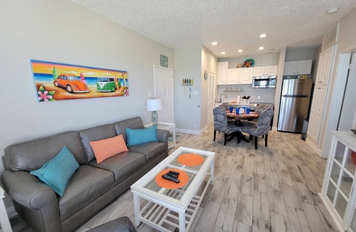 Corpus Christi Condo | RECENTLY REMODELED "The Surf Shack" 1st Floor, Overlooks Pond, Close to Beach
