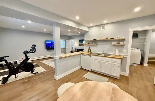 Surfside House | Recently Renovated 5BR Home in Surfside!