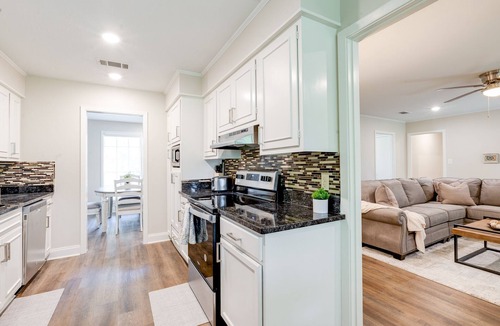 Hattiesburg House | Recently Renovated | 4bd | Close to University
