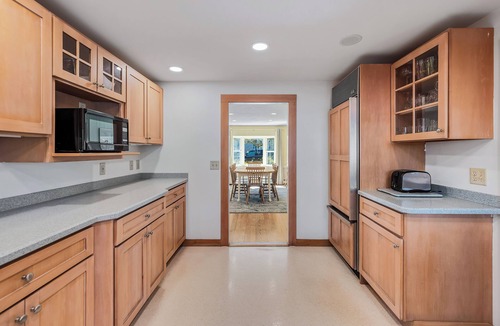 Harwich Port House | Recently updated home sleeping 10, steps to the beach!
