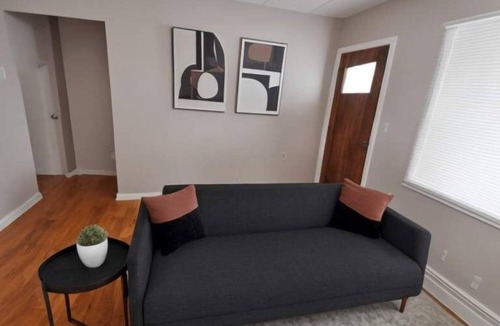 Arlington Heights Apartment | Recharge in This Charming 1BR Apt