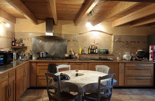 Saverdun Bed & Breakfast | Recharge your batteries on a real farm in Ariège, surrounded by meadows and woods
