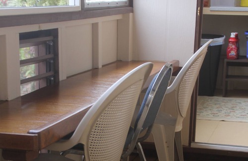 Keaau House | Reclining Buddha Studio, Low Cost Accommodation!