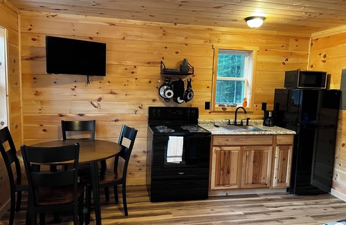 Sangerville Cabin | Recreational Cozy Cabin Rentals