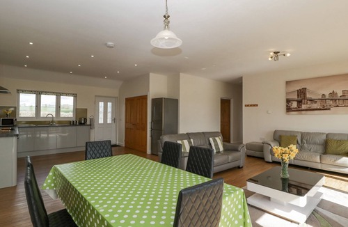 Queen Camel Cottage | Rectory Farm Lodge