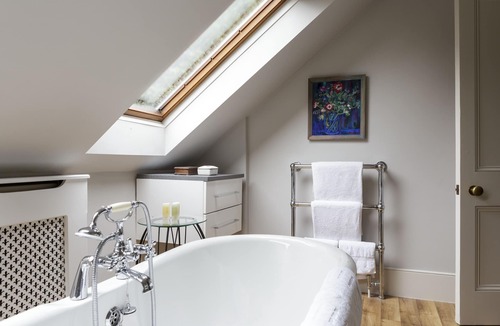 Great Waldingfield Bed & Breakfast | Rectory Manor Hotel