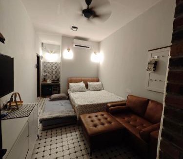 Tanjung House | Red Brick Atelier