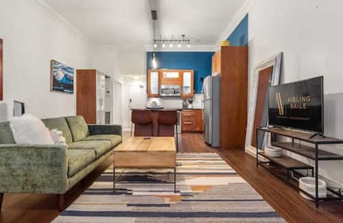 Ramsay Apartment | Red Brick Loft | Central | Inglewood | Historic