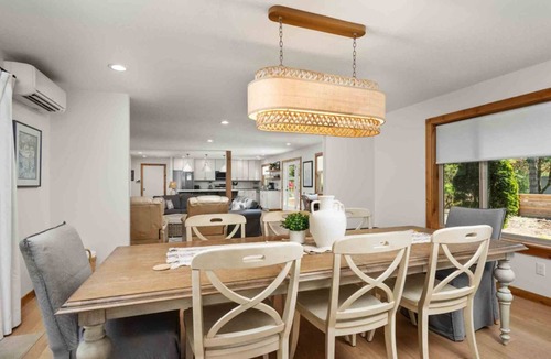 Neahkahnie Beach House | Red Bridge Cottage