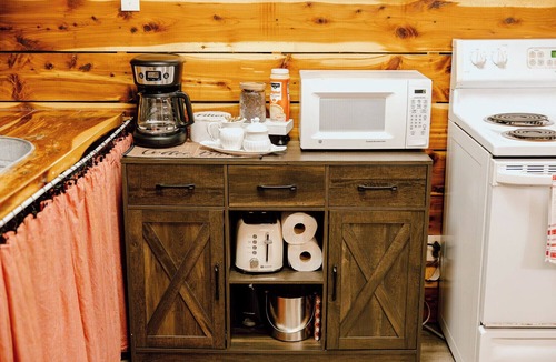 Marietta Cabin | Red Bud Cabin - a beautiful, rustic log cabin