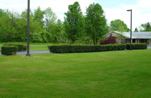 Bellmawr Hotel | Red Carpet Inn Brooklawn