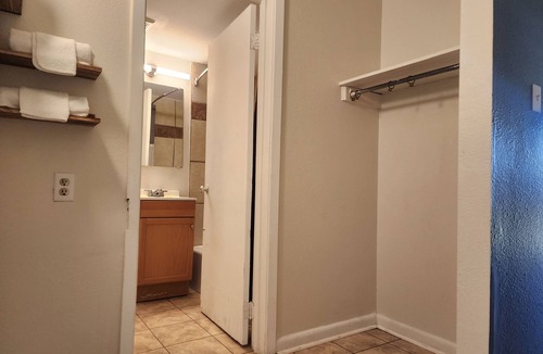 Houma Hotel | Red Carpet Inn - Houma LA