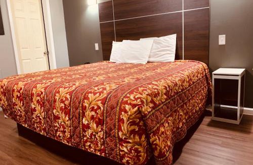 Norristown Hotel | Red Carpet Inn - Norristown