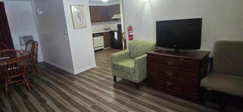 Pulaski Hotel | Red Carpet Inn Pulaski