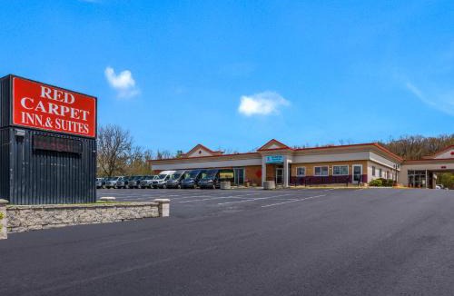 Harleigh Hotel | Red Carpet Inn & Suites