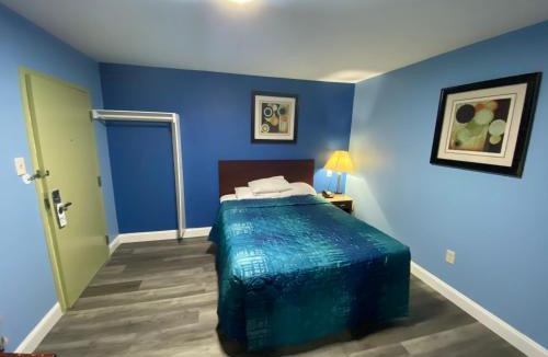Wrightstown Hotel | Red Carpet Inn & Suites Wrightstown