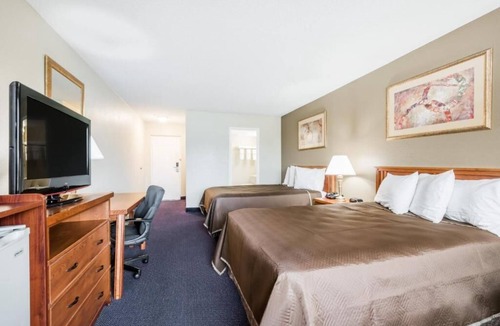 Rohrerstown Hotel | Red Carpet Inn