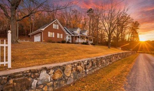 Graysville House | Red Clay Farmhouse