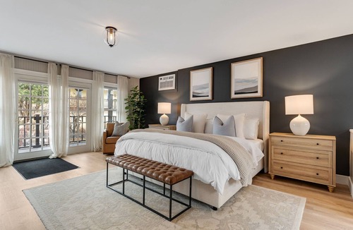 Mendon Apartment | Red Clover Accessible King Suite in Killington