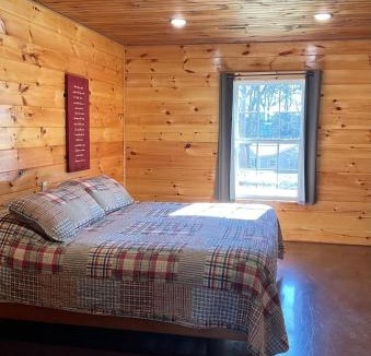 Oneida House | Red Cozy Cottage