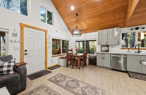Ashford House | Red Deer Cabin - You will LOVE this place