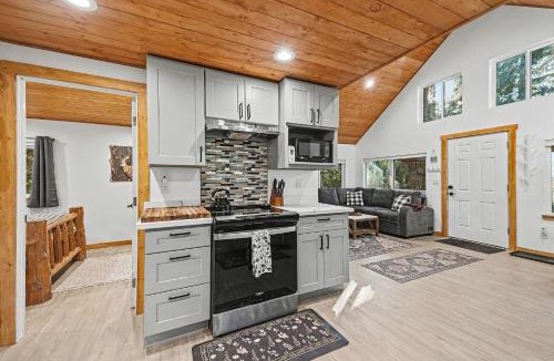 Ashford House | Red Deer Cabin - You will LOVE this place