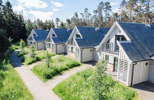 Alvie Cottage | Red Deer Lodge