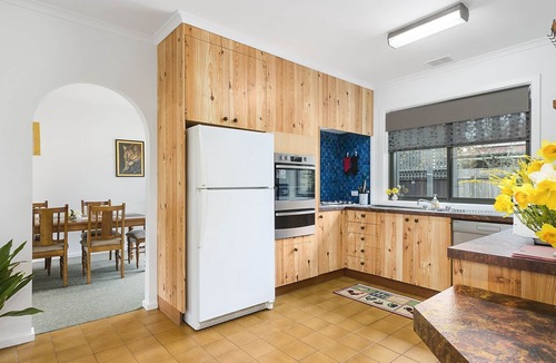 Kyneton House | Red Door, Kyneton-self catering