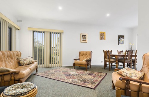 Kyneton House | Red Door, Kyneton-self catering