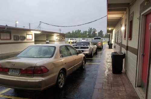South Dallas - Fair Park Hotel | red door motel