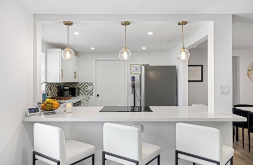 Gulf Gate Estates House | Red Door Siesta