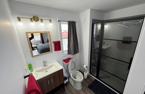 Membertou House | Red Farm Inn - Room 8