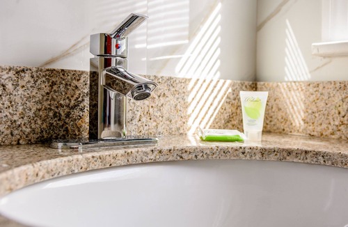 Foxboro Hotel | Red Fox Motel