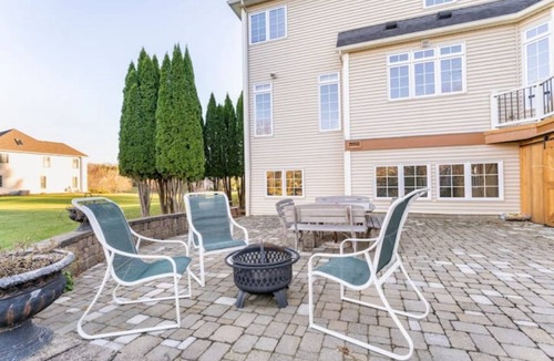 Victor Apartment | Red Fox Run Hideaway