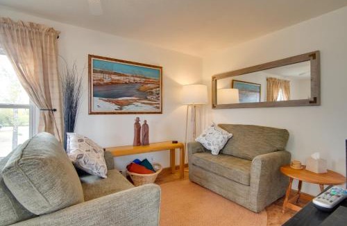 Laramie House | Red Gates Cottage 3 Miles to University!