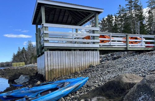 Halifax County Cottage | Red Harbour Hideaway with Hot Tub
