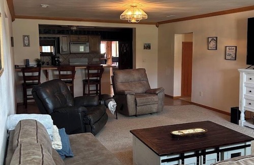 Marion House | Red Haven Retreat - County Lake & Park