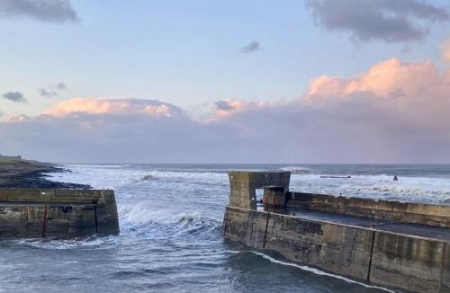 Craster House | Red Herring