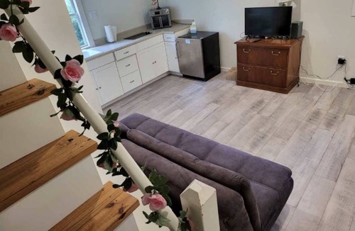 Nelson Bed & Breakfast | Red Hill Bed and Breakfast