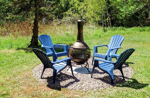 Linkletter House | Red Island Cozy Casa