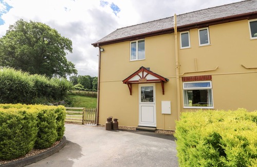 Disserth and Trecoed Cottage | Red Kite Cottage