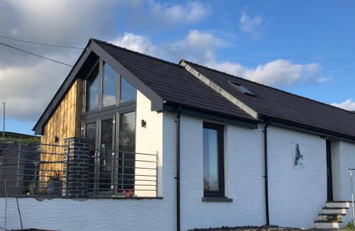 Carmarthen House | Red Kite Cottage