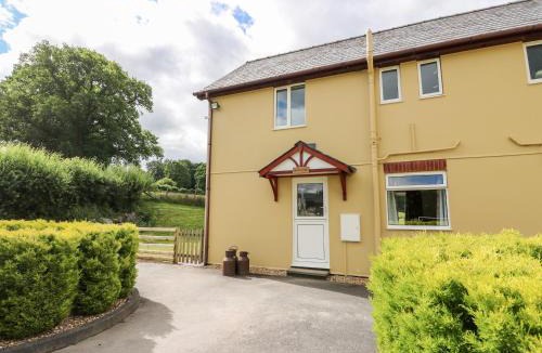 Disserth and Trecoed House | Red Kite Cottage