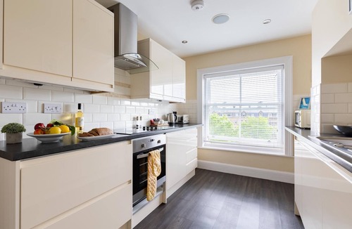 South Cliff Apartment | Red Lea Penthouse & Spa