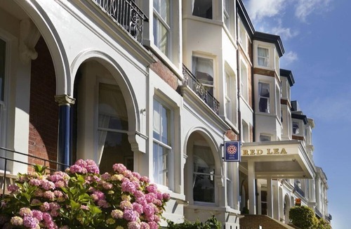 South Cliff Apartment | Red Lea Penthouse & Spa