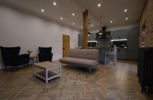 Spalding Apartment | Red Lion Apartments