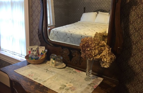 Red Lion Bed & Breakfast | Red Lion Bed & Breakfast