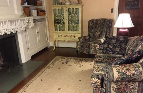 Red Lion Bed & Breakfast | Red Lion Bed & Breakfast